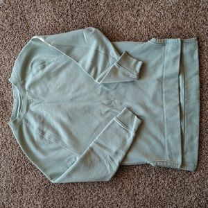 Universal Thread crewneck